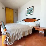 Affittacamere & Verse Neum