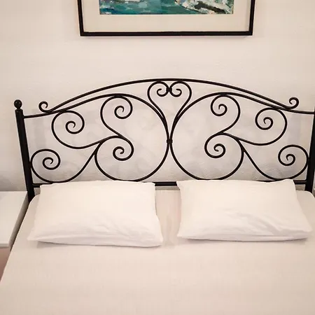 Adio Mare 3*