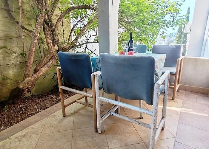 & Verse Affittacamere 3*